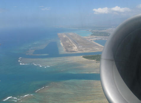 Excursions from Japan to Maui via Honolulu